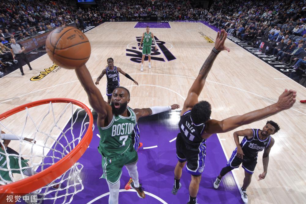 范扛起球队 范扛起球队