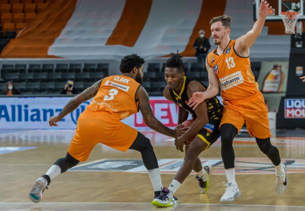 探讨这场比 探讨这场比