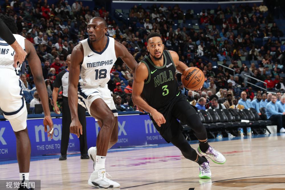 他将缺席随 他将缺席随